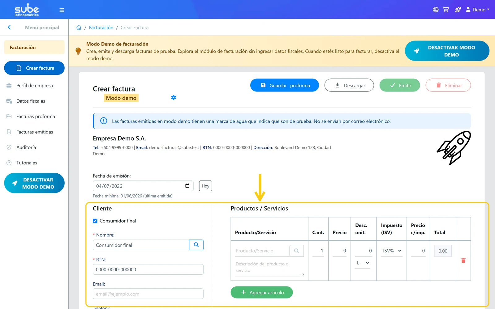 Formulario de Crear factura en Modo Demo de Sube con las secciones Cliente y Productos o Servicios listas para hacer pruebas